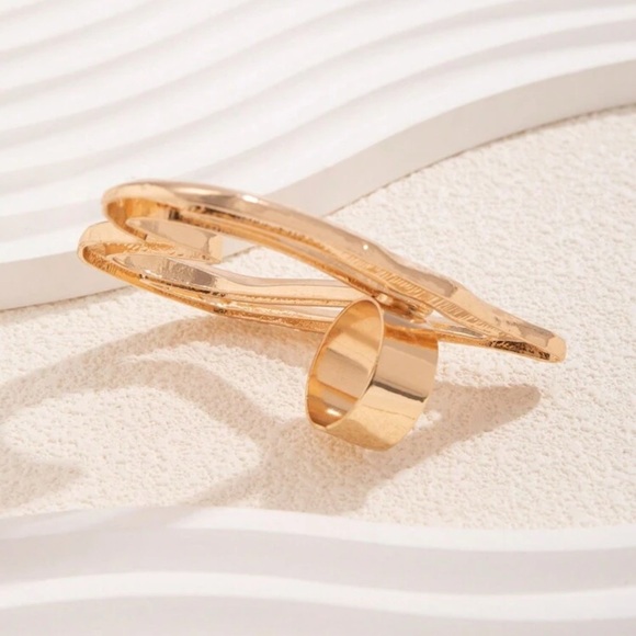 Gold Heart Statement Ring - Picture 4 of 5